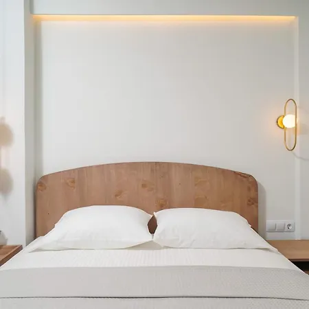 Апарт-отель Oikies Doreta 4*