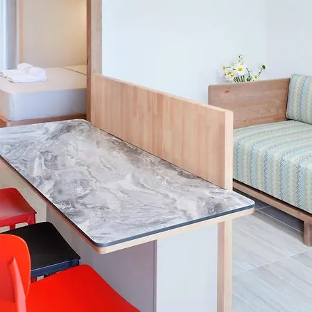 Апарт-отель Oikies Doreta 4*