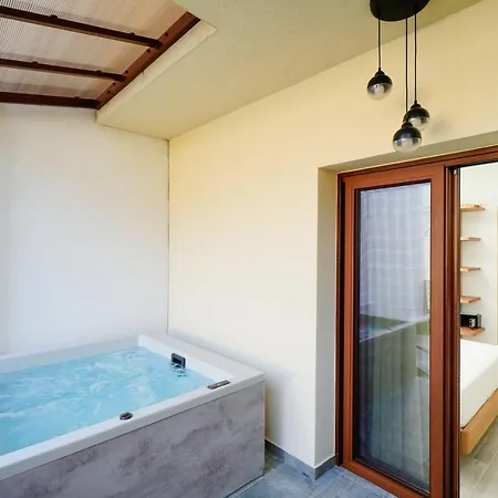 Oikies Doreta Апарт-отель Хриси-Амудия