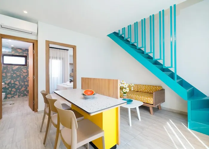 Aparthotel Oikies Doreta 4*