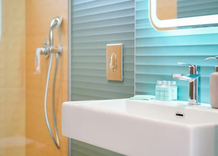 Aparthotel Oikies Doreta 4*