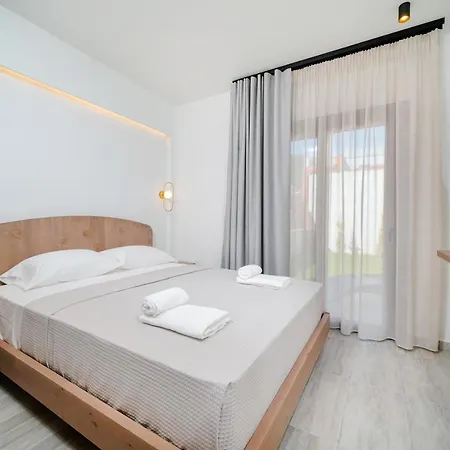 Oikies Doreta Hotel apartamentowy Chrysi Ammoudia