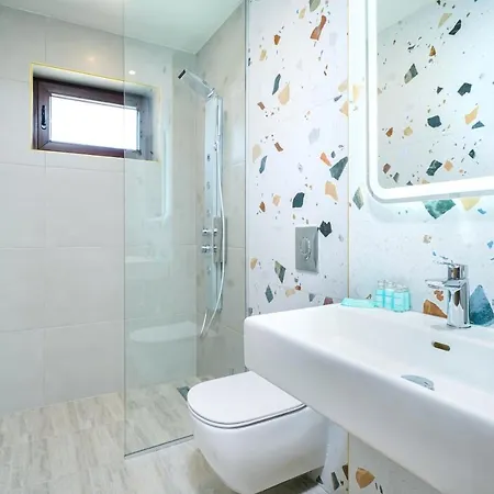 Oikies Doreta Χρυσή Αμμουδιά