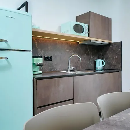 Ξενοδοχείο με διαμερίσματα Oikies Doreta