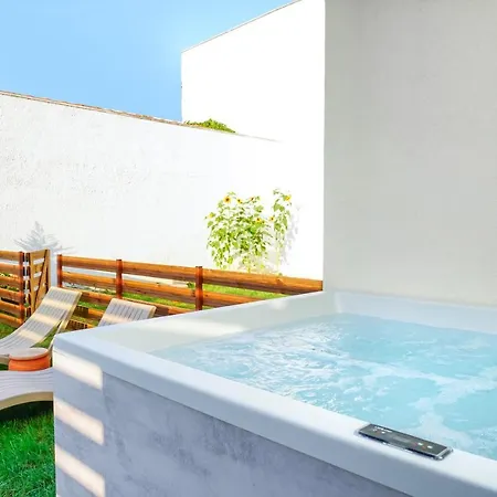 Oikies Doreta 4* Χρυσή Αμμουδιά