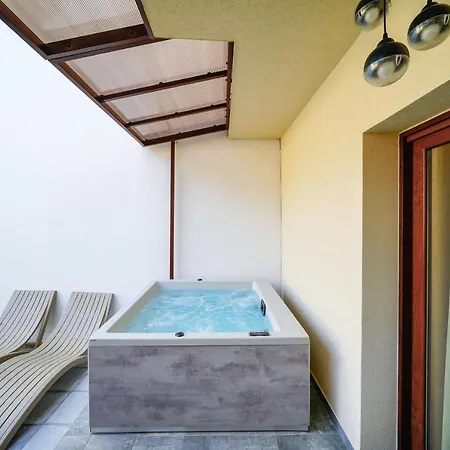 Oikies Doreta Χρυσή Αμμουδιά