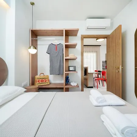 Ξενοδοχείο με διαμερίσματα Oikies Doreta 4*