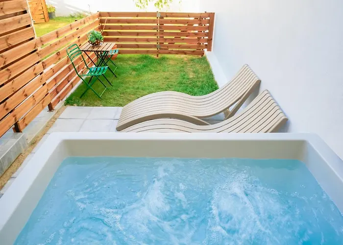 Apart-hotel Oikies Doreta 4*